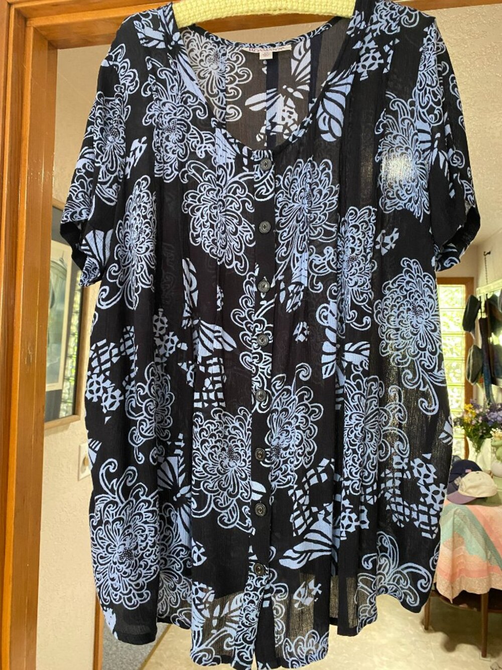 Roaman's Navy & Powder Blue Floral Button Front Blouse Tunic SIZE 18W